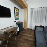 Living G לינה וארוחת בוקר 3*