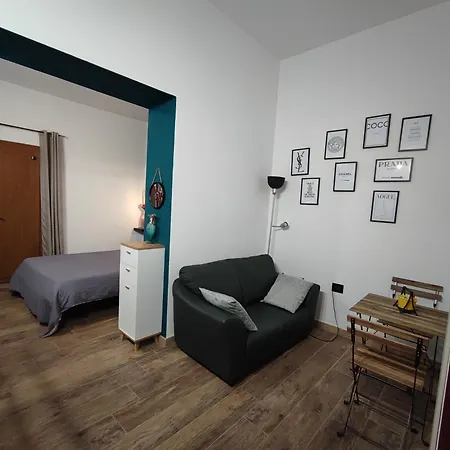 Living G לינה וארוחת בוקר