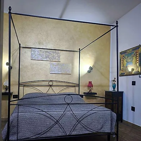 Living G Oda ve Kahvaltı 3*